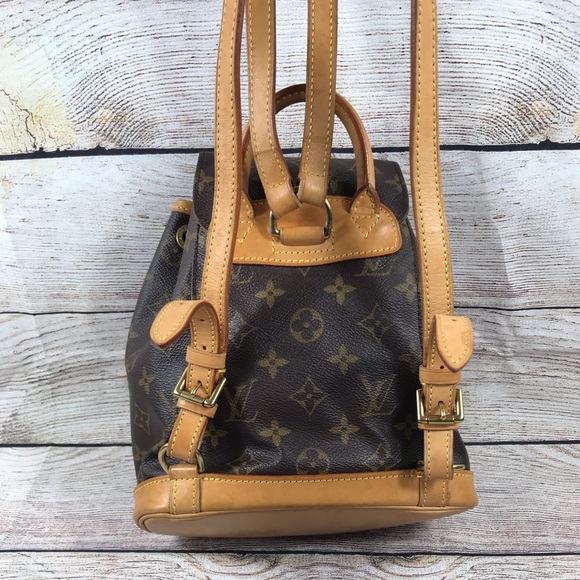 ❤️RARE Kendall Jenner MINI BACKPACK LOUIS VUITTON - Picture 5 of 8